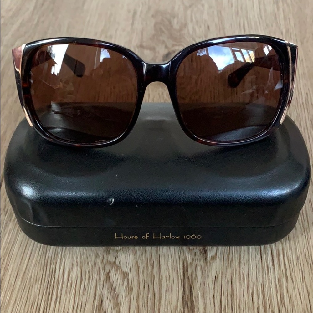 Julie House of Harlow 1960 sunglasses